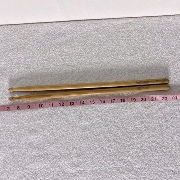 Guitar Hero Wood Drumsticks x2 - Picture 3 of 8